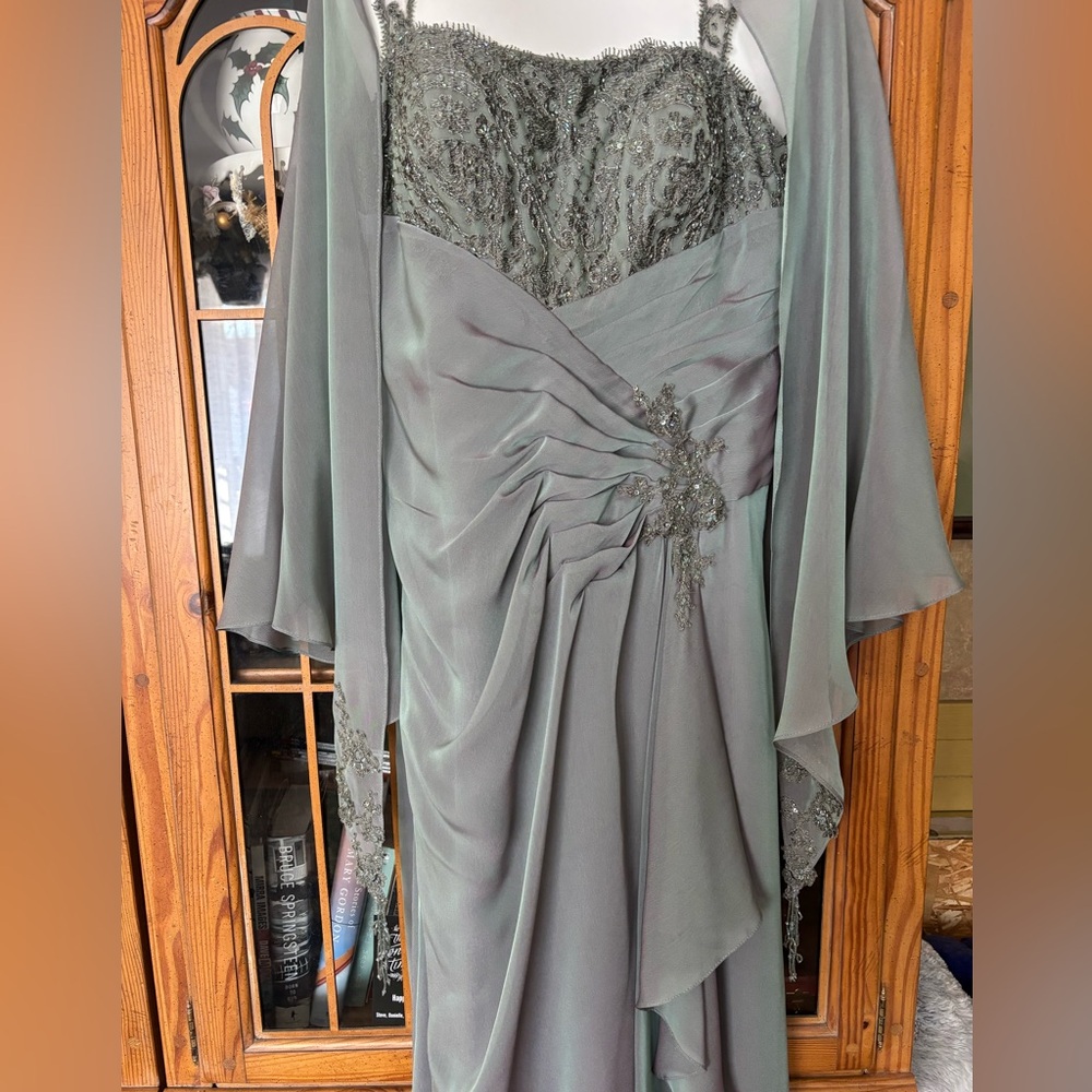Mother of the Bride Dress-Mon Cherie Size 12